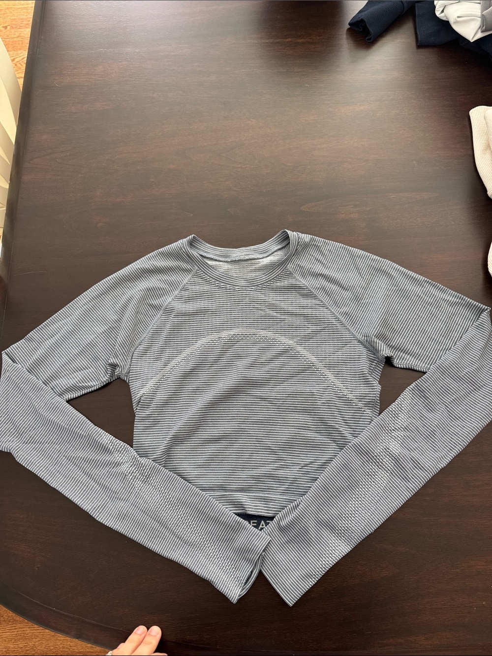 LULULEMON Blue White Stripped Cropped Long Sleeve Swiftly Top 4/XS